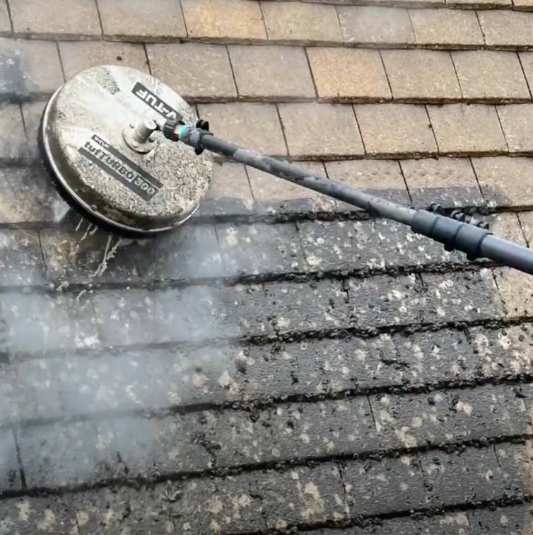 roof cleaning cheltenham